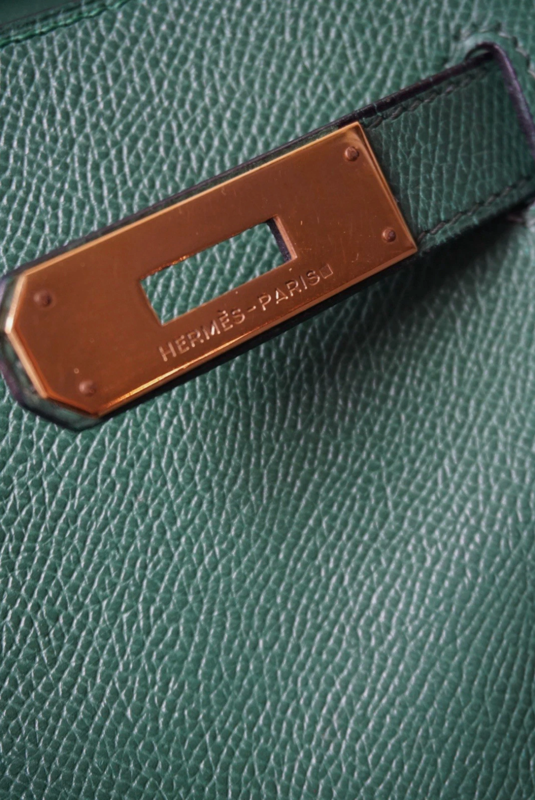 Hermes Vintage Kelly 28cm Kelly Green/Vert Vertigo Epsom Leather GHW 1991